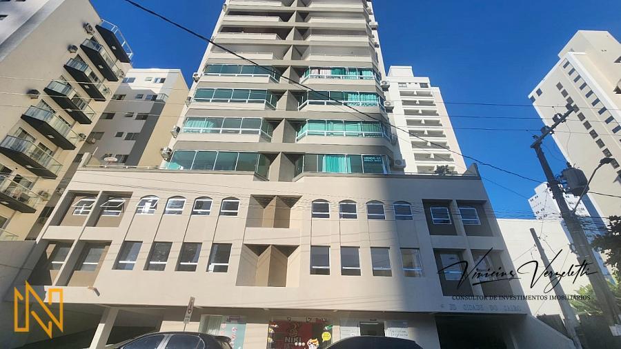 Apartamento à venda com 2 quartos, 167m² - Foto 2