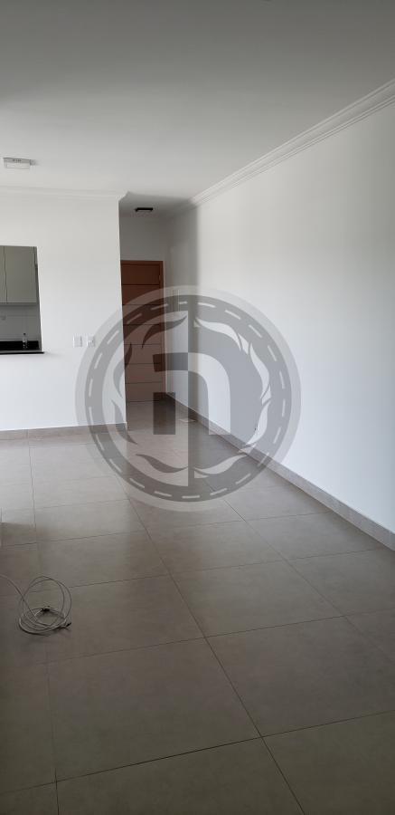 Apartamento à venda com 3 quartos, 82m² - Foto 1