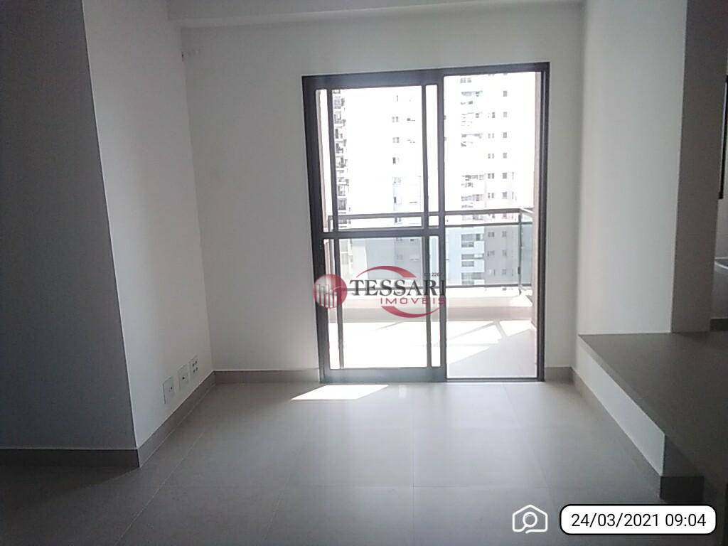 Apartamento para alugar com 2 quartos, 70m² - Foto 2