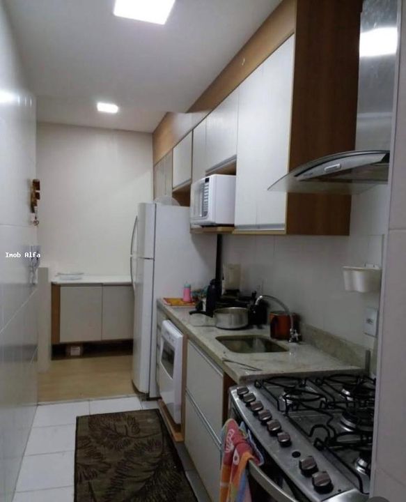 Apartamento à venda com 3 quartos, 76m² - Foto 2