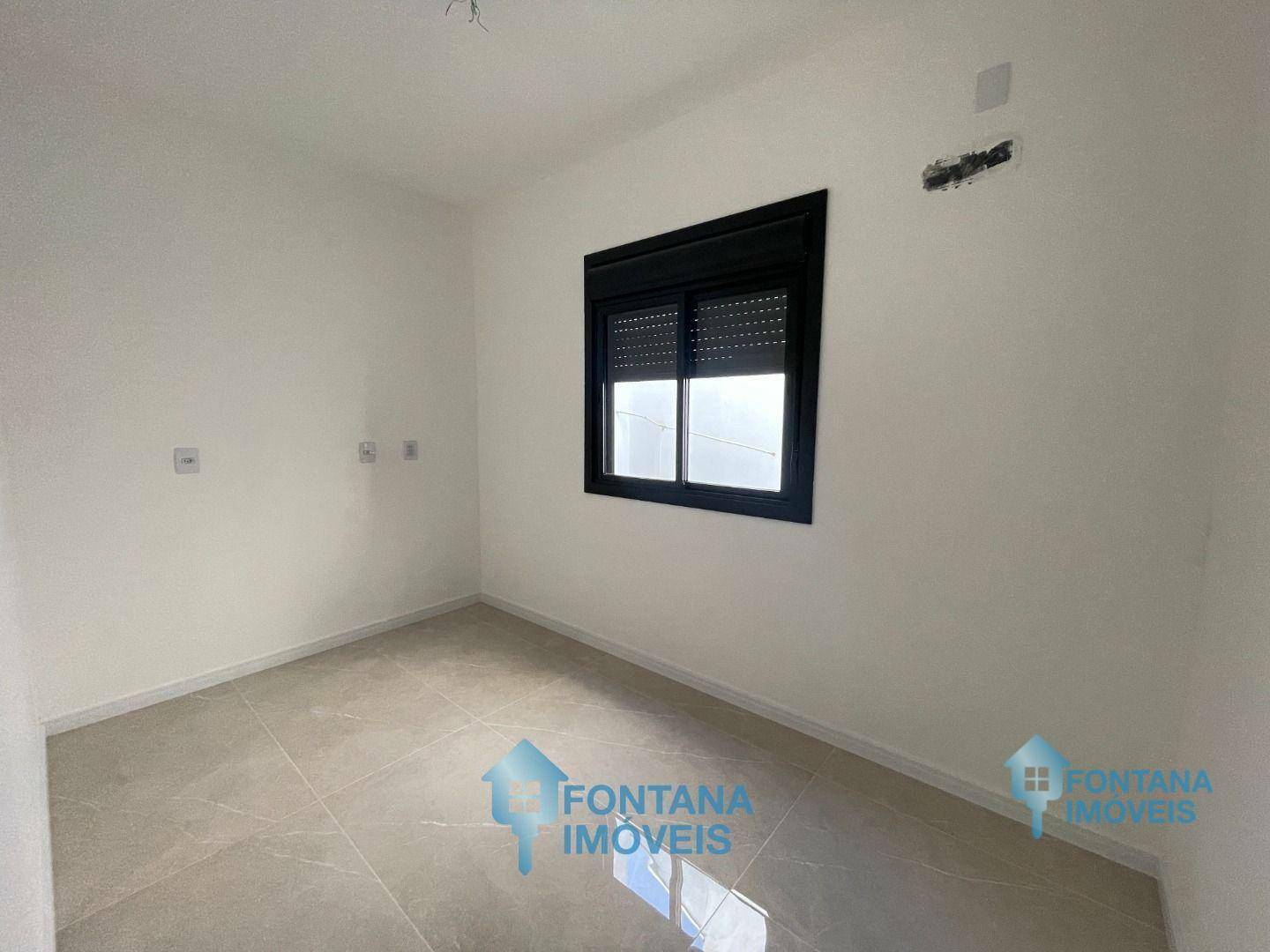 Casa à venda com 3 quartos, 78m² - Foto 9