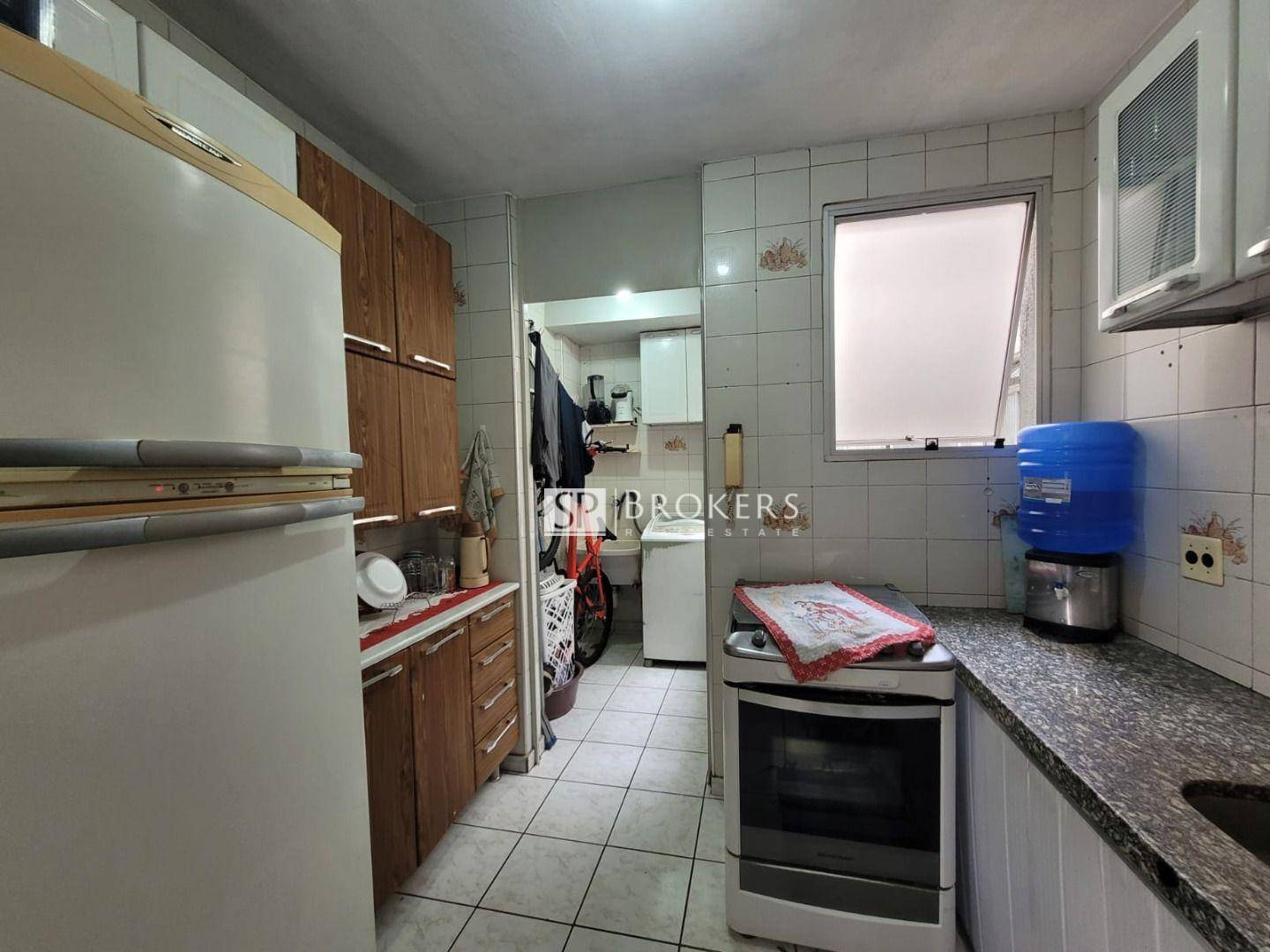 Apartamento à venda com 2 quartos, 64m² - Foto 7