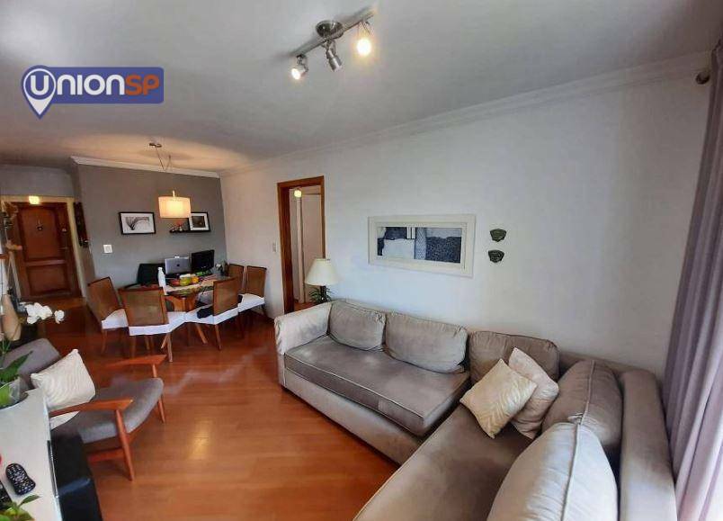 Apartamento à venda com 3 quartos, 74m² - Foto 2