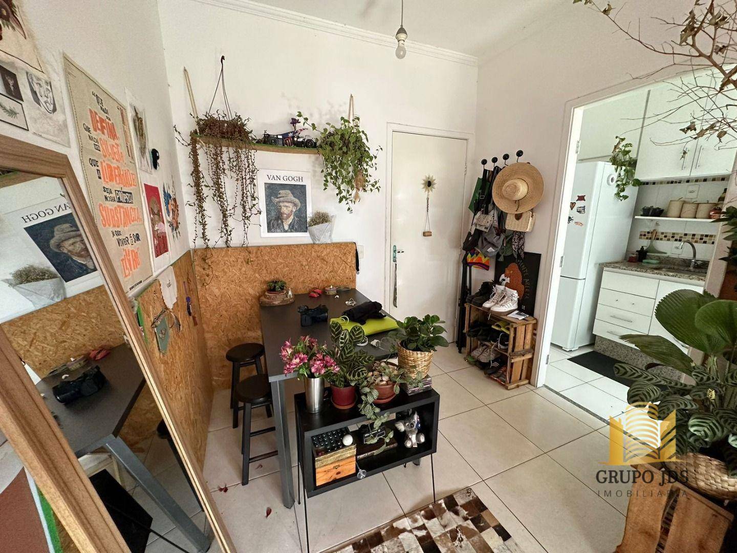 Apartamento à venda com 2 quartos, 50m² - Foto 4