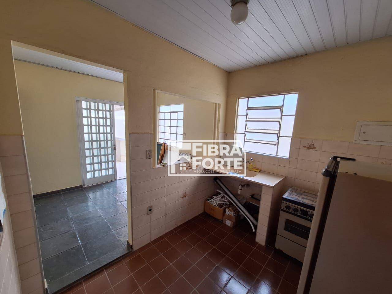 Apartamento à venda com 4 quartos, 150m² - Foto 16