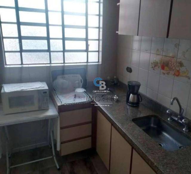 Casa à venda com 3 quartos, 220m² - Foto 6