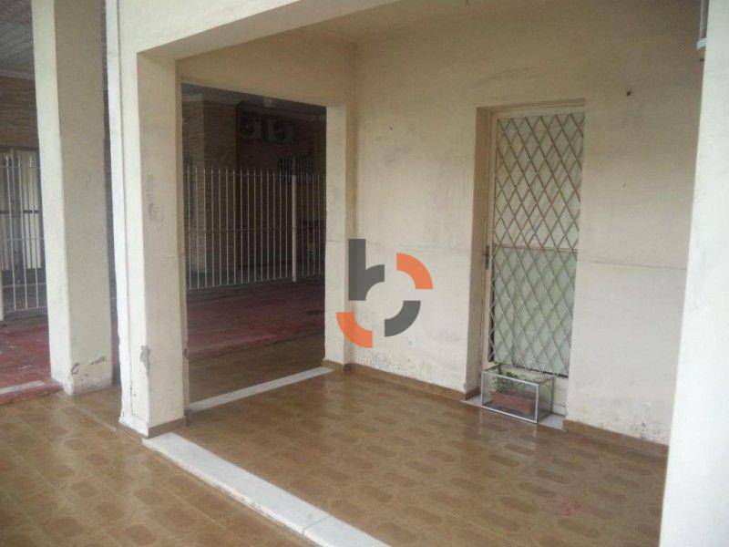 Casa à venda com 2 quartos, 100m² - Foto 14