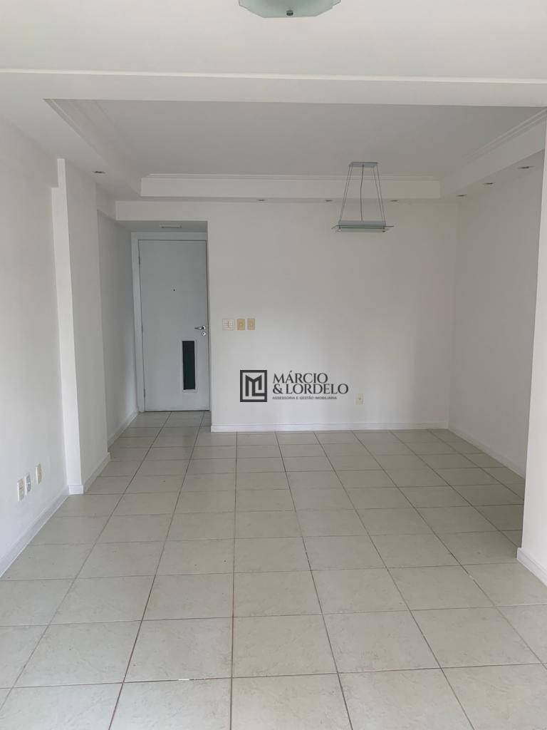 Apartamento à venda com 2 quartos, 72m² - Foto 9