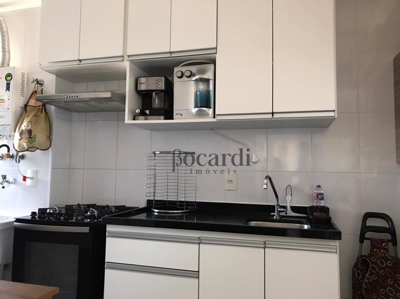 Apartamento à venda com 2 quartos, 62m² - Foto 5