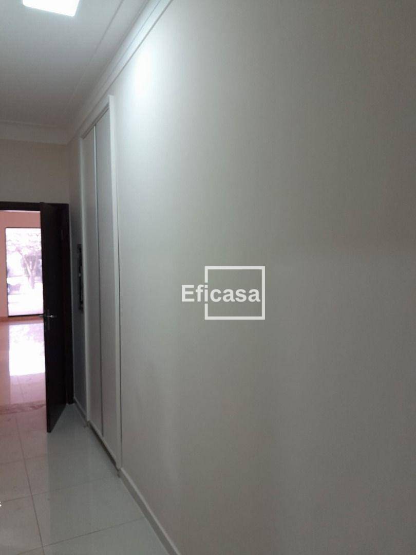 Casa à venda com 3 quartos, 300m² - Foto 6