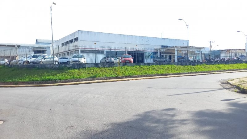 Loja-Salão para alugar, 1100m² - Foto 1