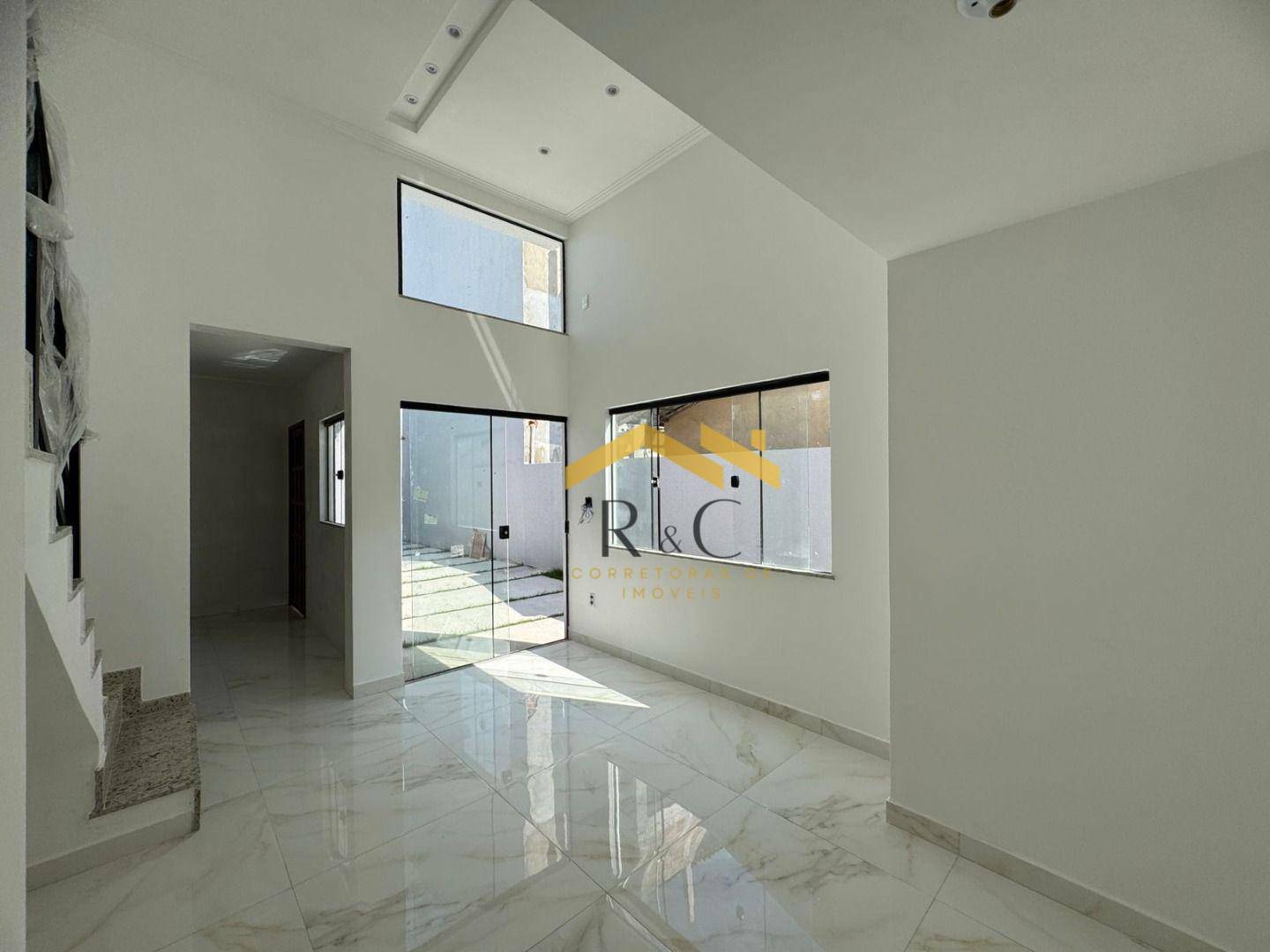 Casa à venda com 3 quartos, 81m² - Foto 5