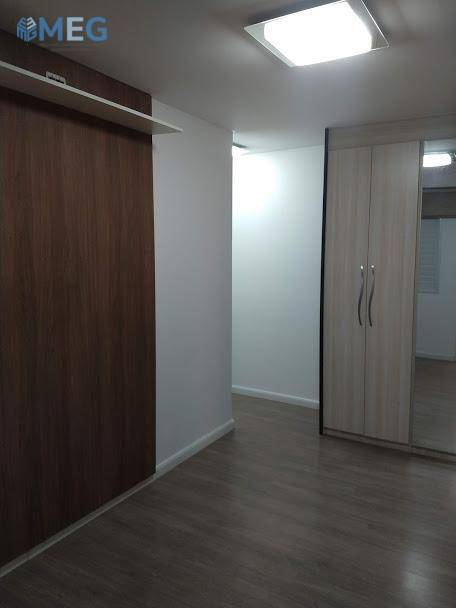 Apartamento para alugar com 3 quartos, 80m² - Foto 9