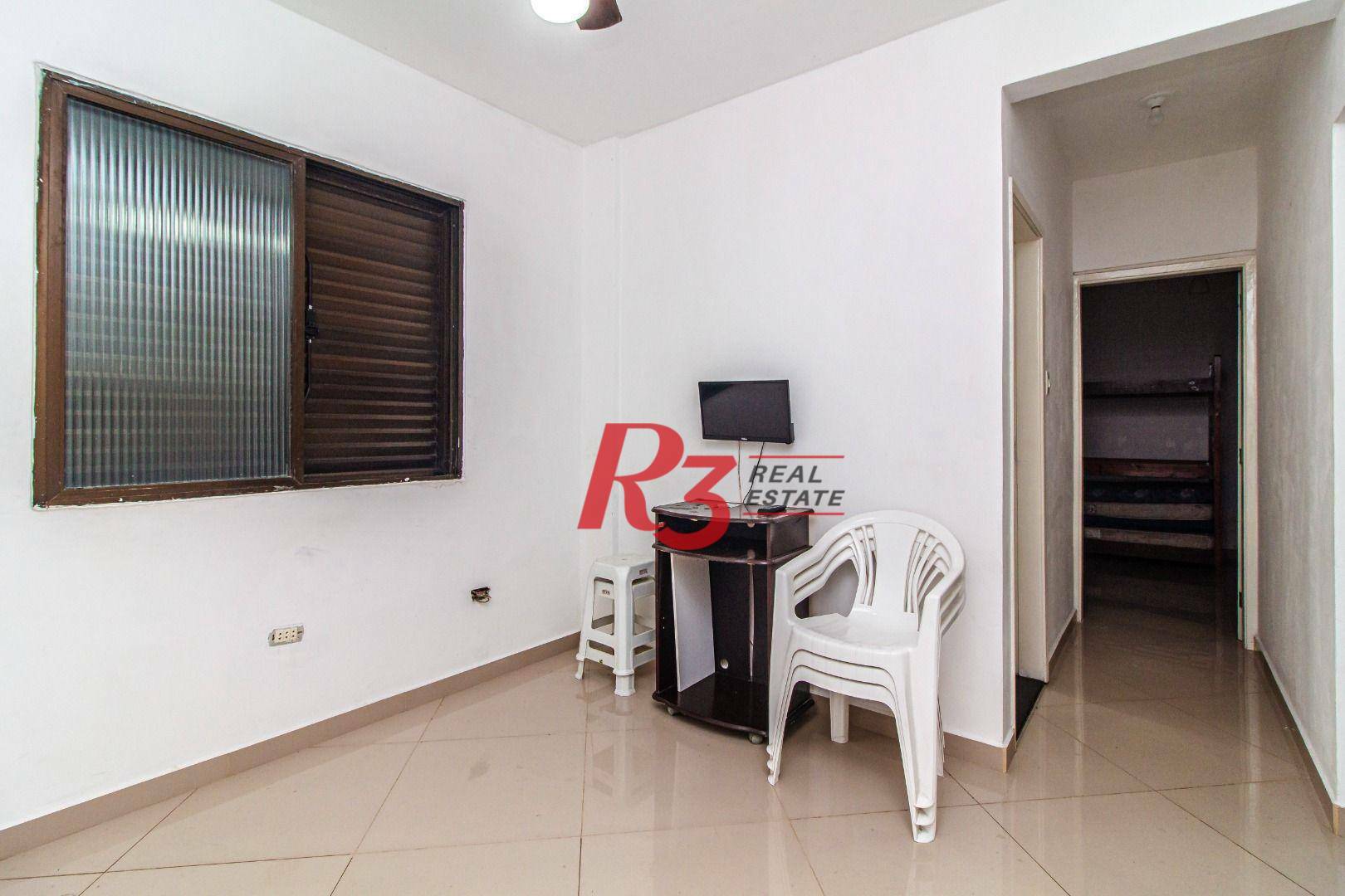 Apartamento à venda com 1 quarto, 53m² - Foto 2