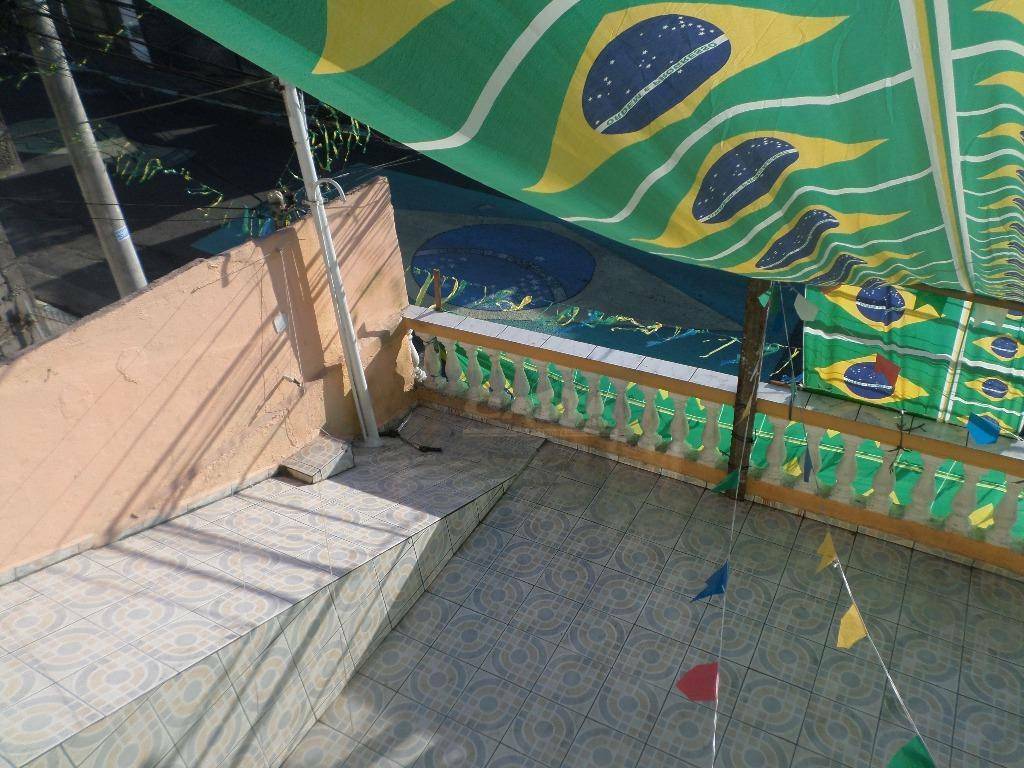 Sobrado à venda com 8 quartos, 300m² - Foto 10