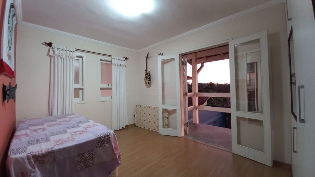 Casa de Condomínio à venda com 4 quartos, 350m² - Foto 17