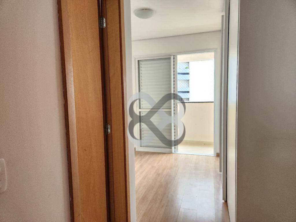 Apartamento para alugar com 3 quartos, 84m² - Foto 14