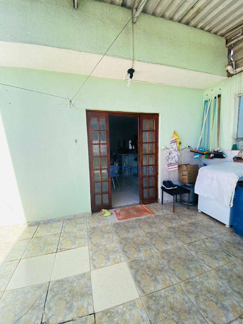 Casa de Condomínio à venda com 5 quartos, 250m² - Foto 47