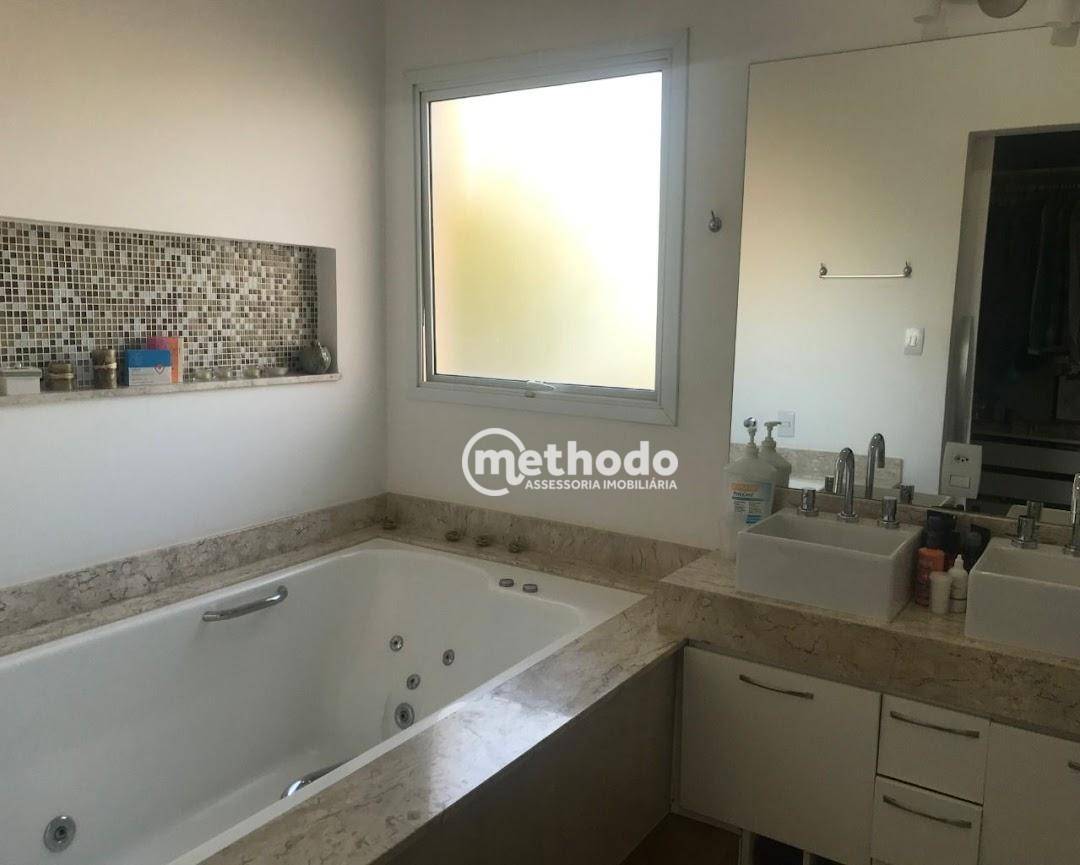 Casa de Condomínio à venda com 3 quartos, 250m² - Foto 21