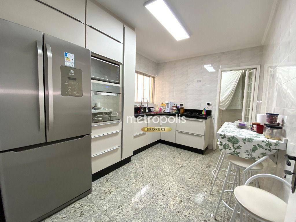 Apartamento à venda com 3 quartos, 142m² - Foto 6