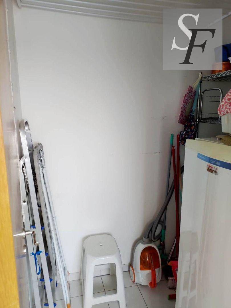 Apartamento à venda com 3 quartos, 171m² - Foto 15