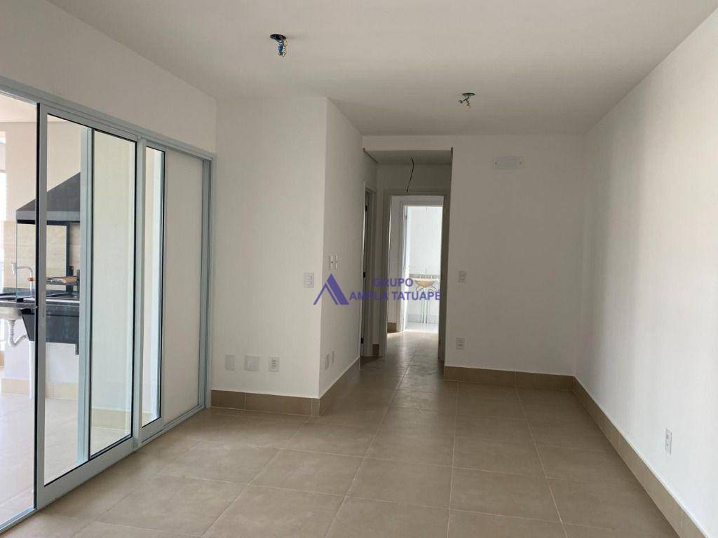 Apartamento à venda com 2 quartos, 66m² - Foto 16