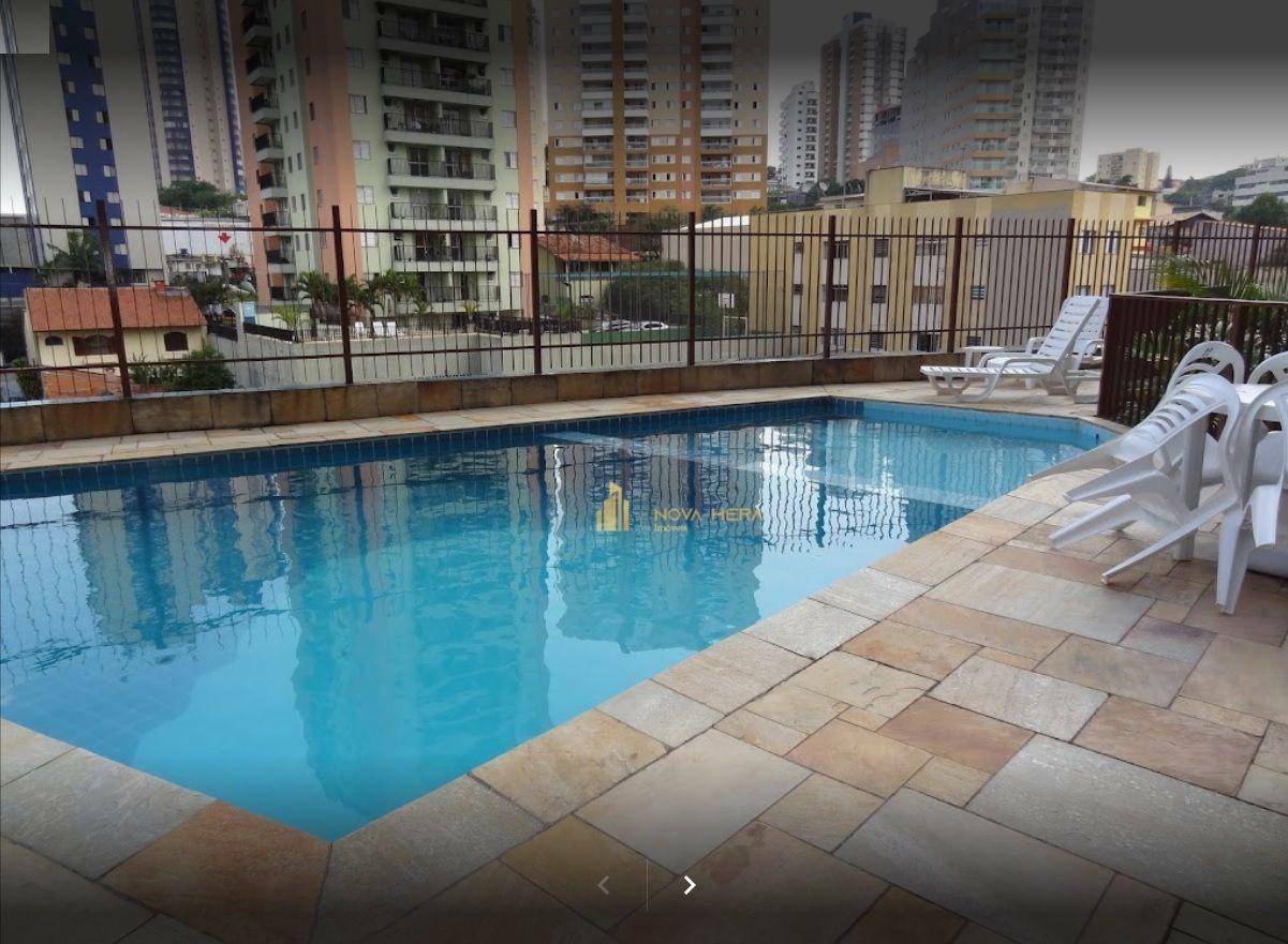 Apartamento para alugar com 2 quartos, 75m² - Foto 24