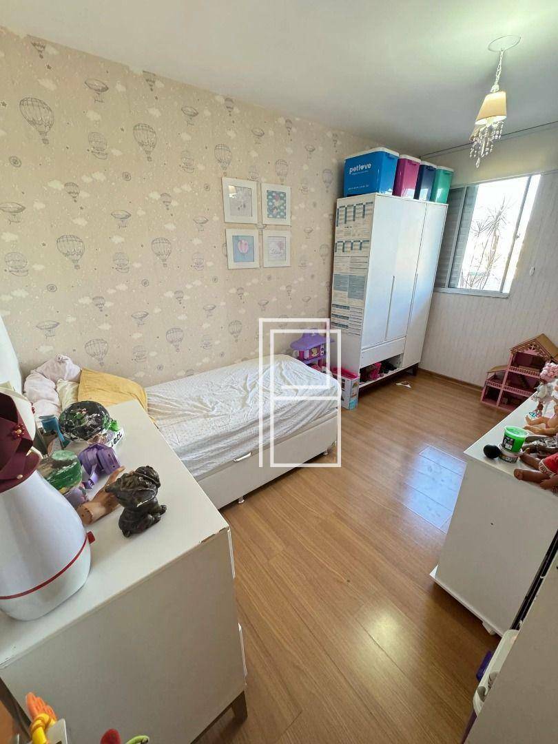 Apartamento à venda com 3 quartos, 202m² - Foto 12