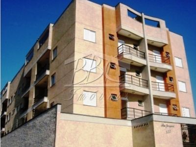 Apartamento à venda com 3 quartos, 78m² - Foto 2