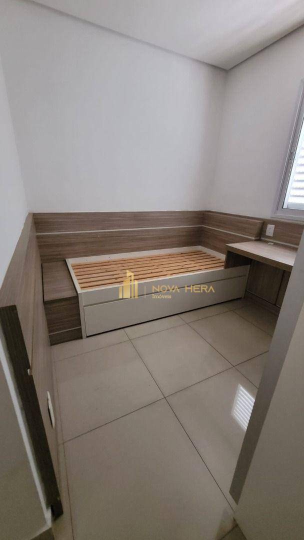 Apartamento à venda com 3 quartos, 75m² - Foto 32