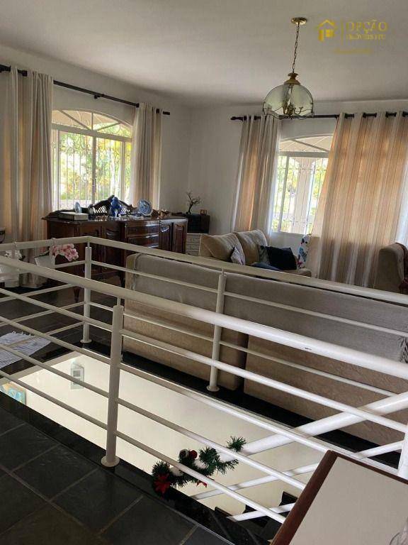 Casa de Condomínio à venda com 4 quartos, 383m² - Foto 5