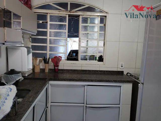 Casa à venda com 2 quartos, 100m² - Foto 19