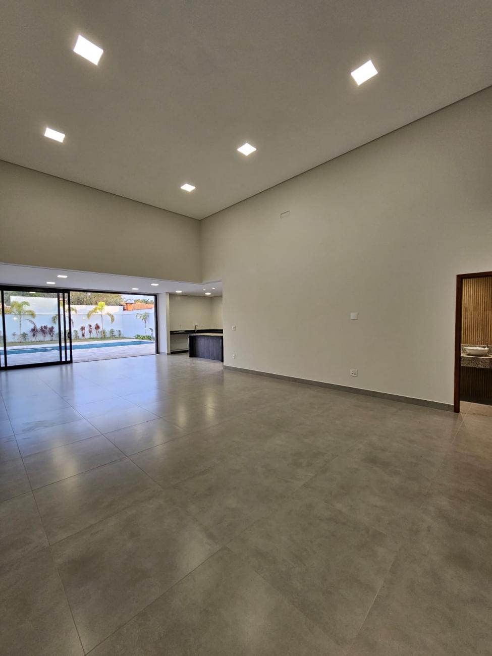 Casa à venda com 3 quartos, 325m² - Foto 18