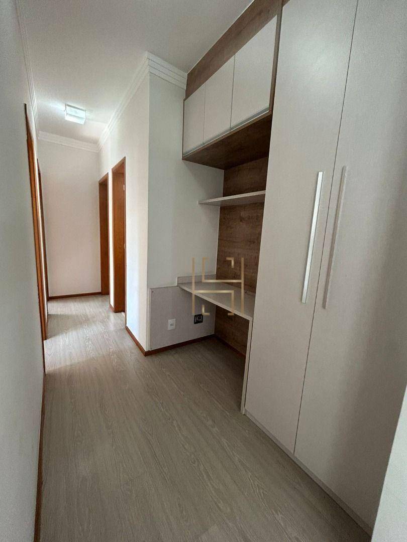 Apartamento à venda com 3 quartos, 92m² - Foto 8