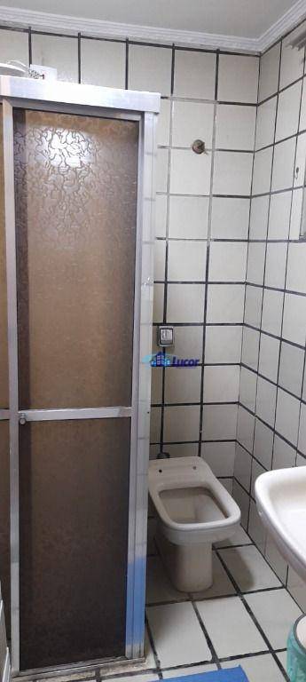 Sobrado à venda com 3 quartos, 245m² - Foto 6