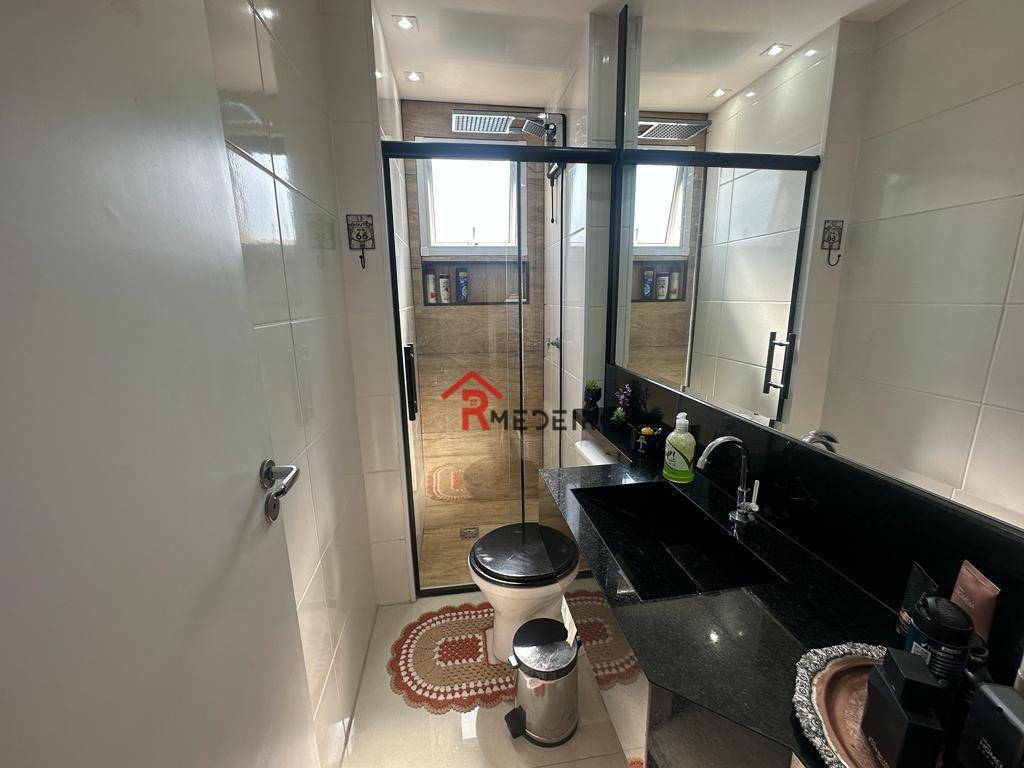 Apartamento à venda com 2 quartos, 72m² - Foto 11