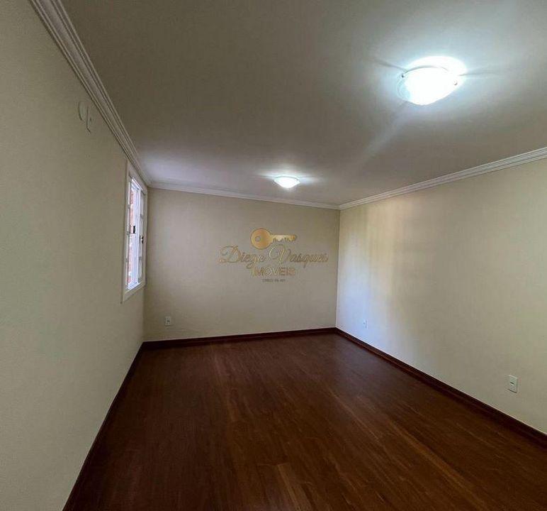 Casa à venda com 5 quartos, 370m² - Foto 15