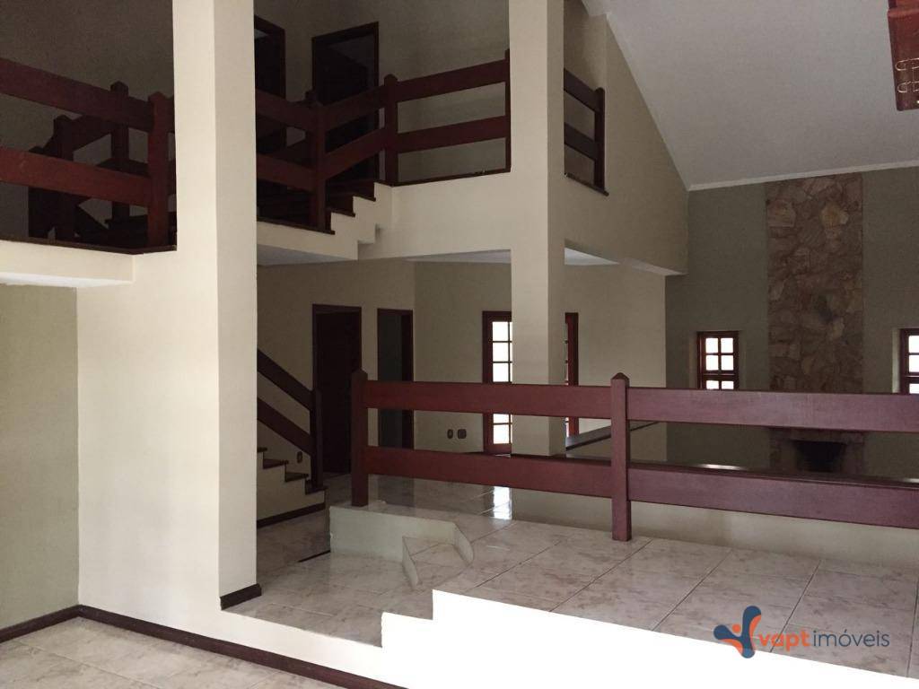 Casa de Condomínio à venda com 4 quartos, 389m² - Foto 2