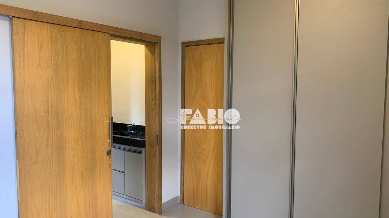 Casa à venda com 3 quartos, 120m² - Foto 25