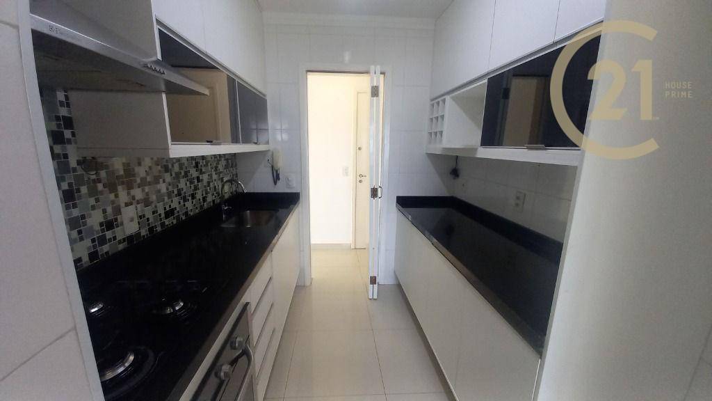 Apartamento para alugar com 3 quartos, 95m² - Foto 14