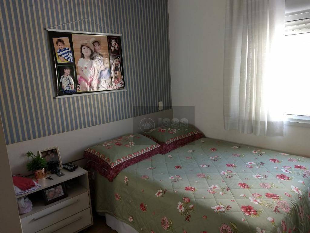 Apartamento à venda com 3 quartos, 133m² - Foto 3