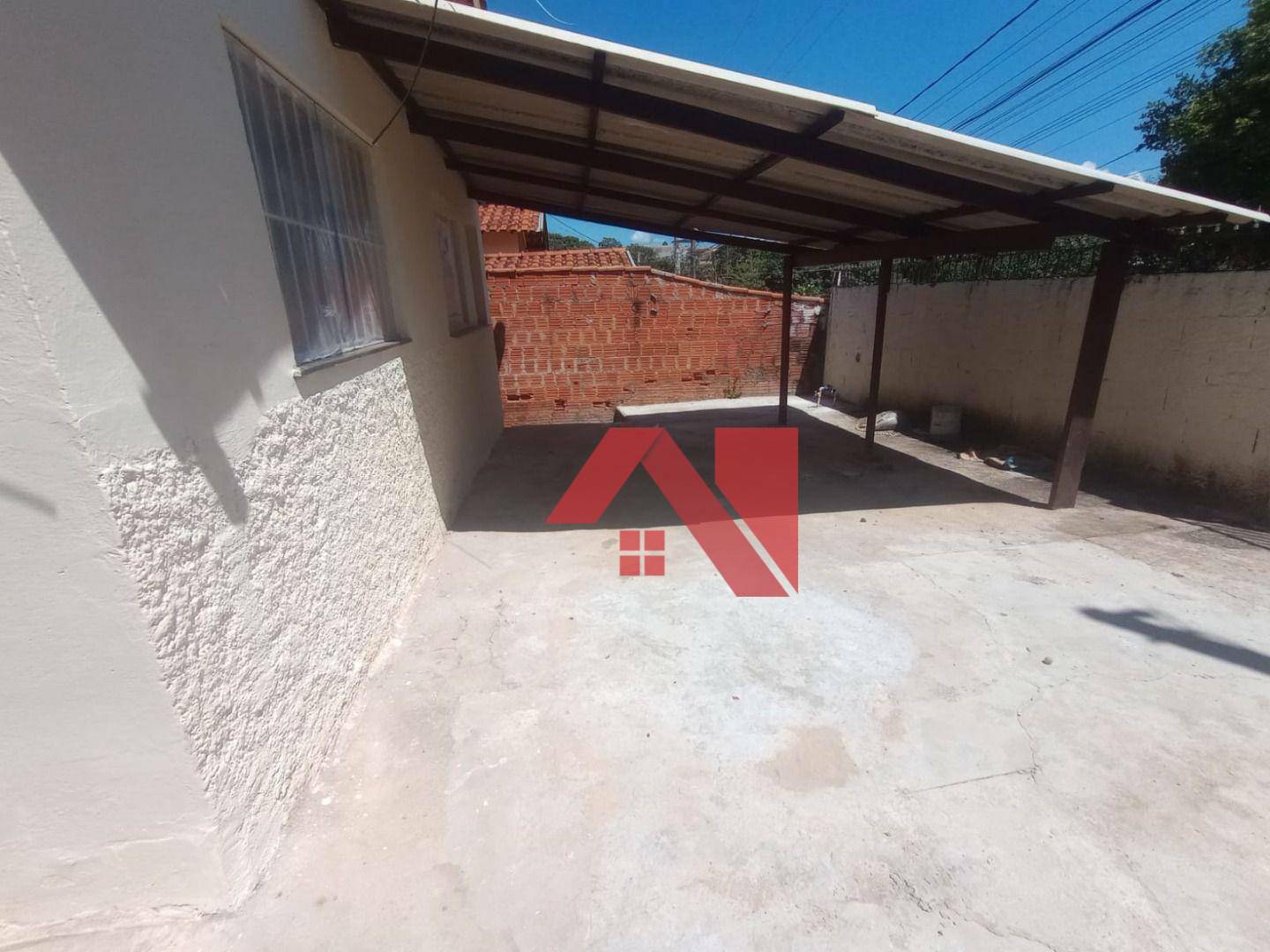 Casa para alugar com 3 quartos, 80m² - Foto 2