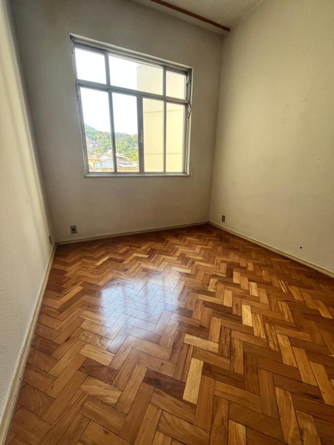 Apartamento à venda com 1 quarto, 43m² - Foto 7