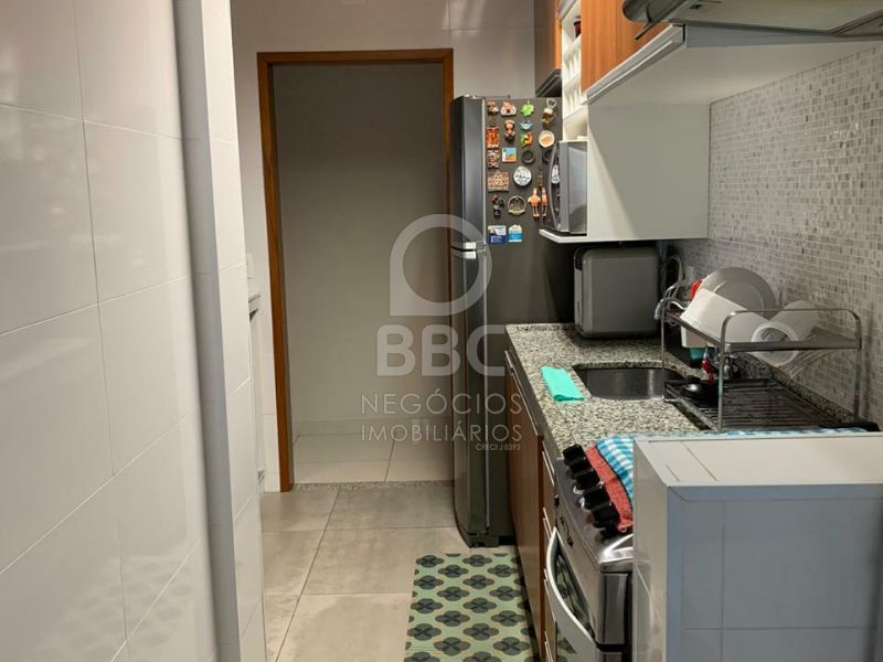 Apartamento à venda com 2 quartos, 67m² - Foto 6