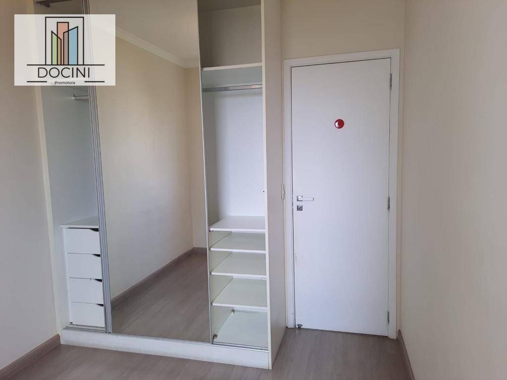 Apartamento à venda com 3 quartos, 125m² - Foto 2