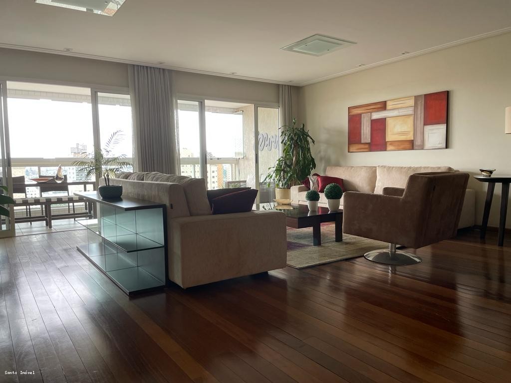 Apartamento à venda com 3 quartos, 262m² - Foto 1