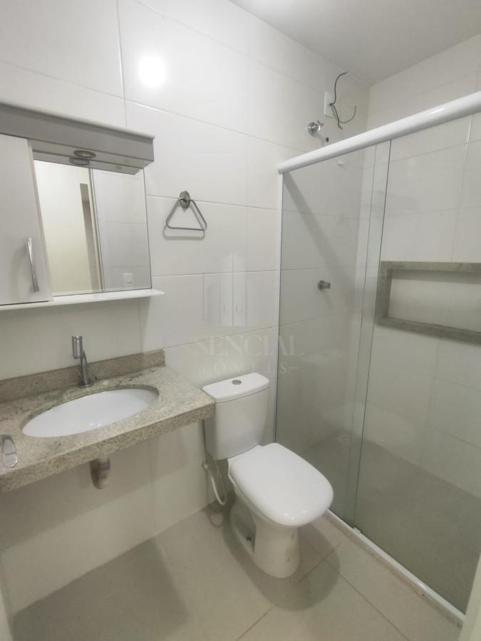 Apartamento à venda com 2 quartos, 68m² - Foto 23