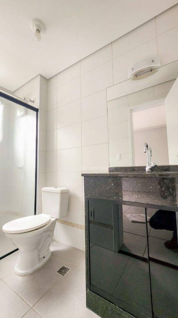 Apartamento à venda com 2 quartos, 70m² - Foto 17