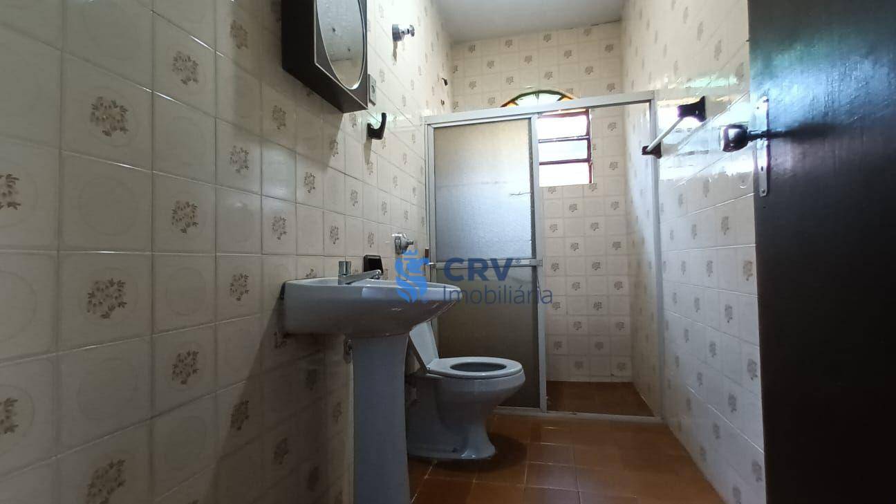 Casa à venda com 3 quartos, 320m² - Foto 8