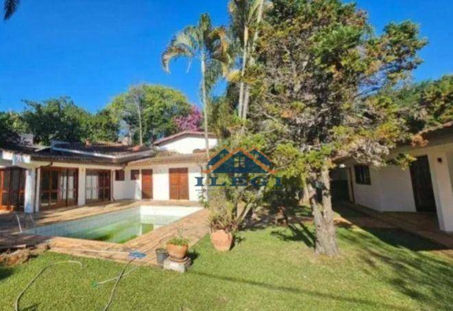 Casa de Condomínio à venda com 4 quartos, 450m² - Foto 2